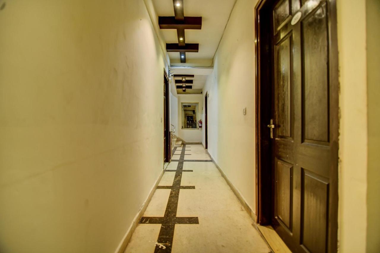 Oyo Asko International Near Gurudwara Shri Bangla Sahib 3* New Delhi